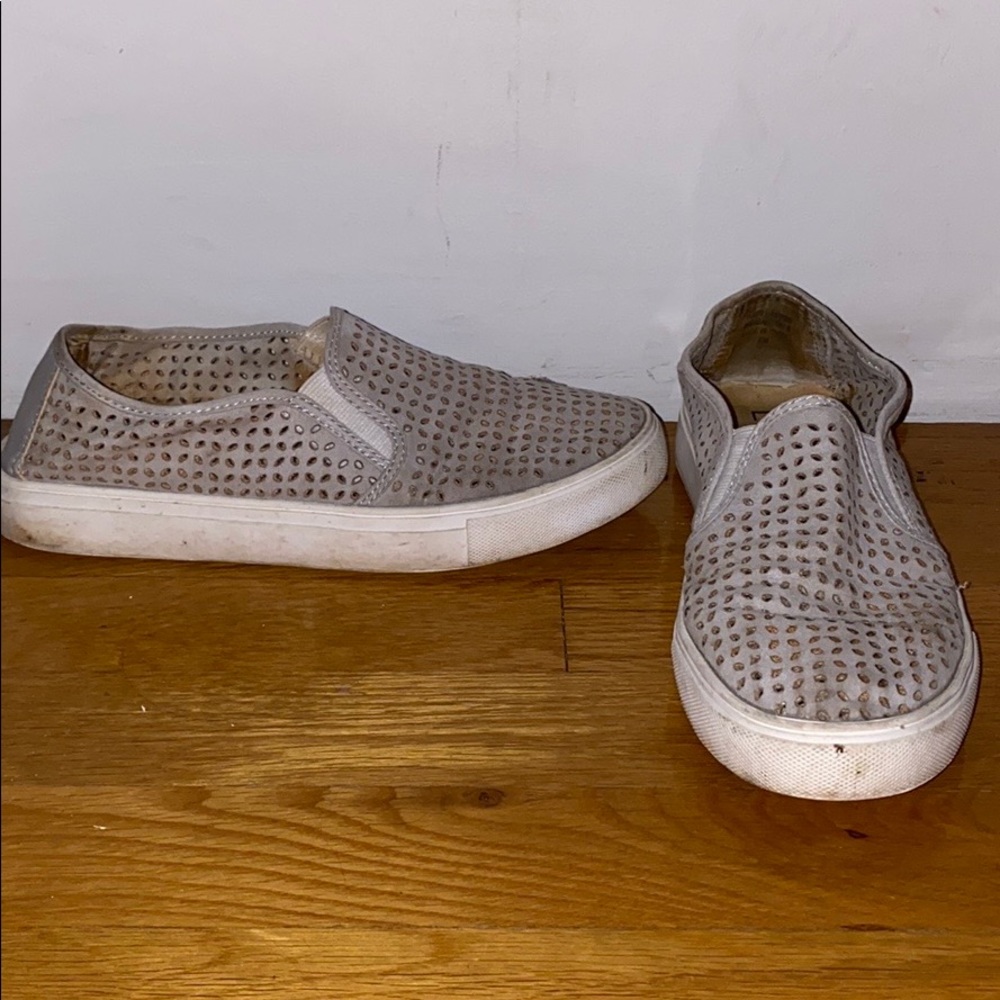 Grey LOFT flats